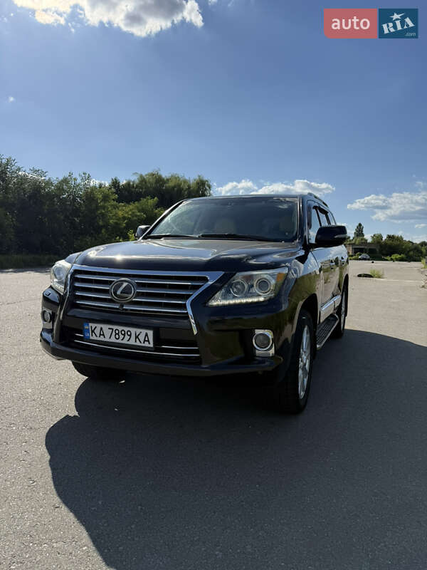 2013 lexus lx 570
