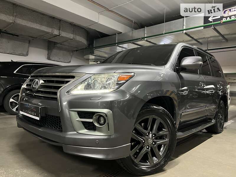 2013 lexus lx 570