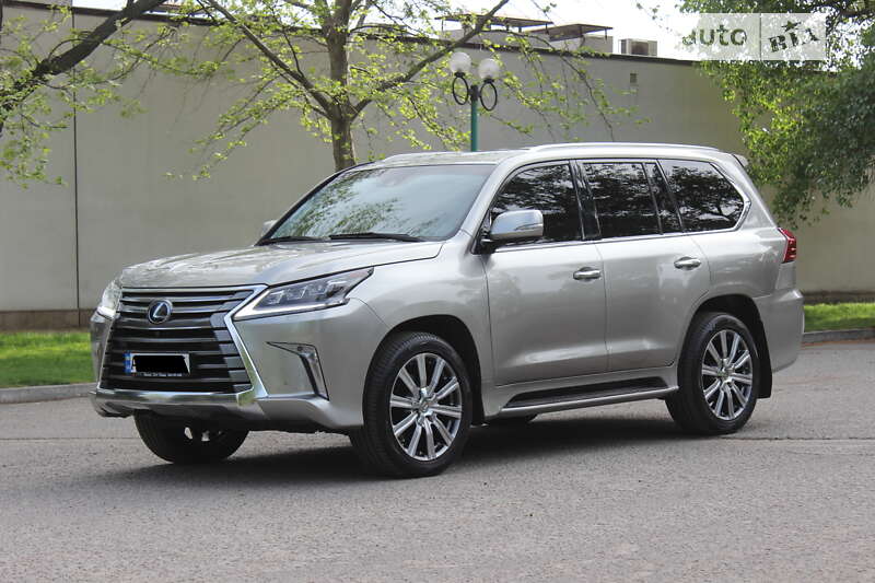 2016 lexus lx 570