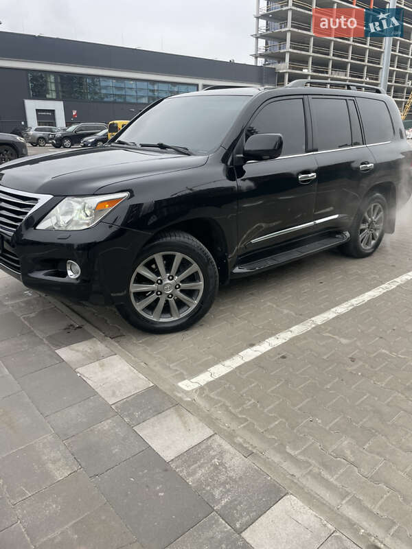 2010 lexus lx 570