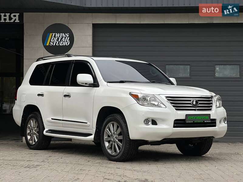 2011 lexus lx-570