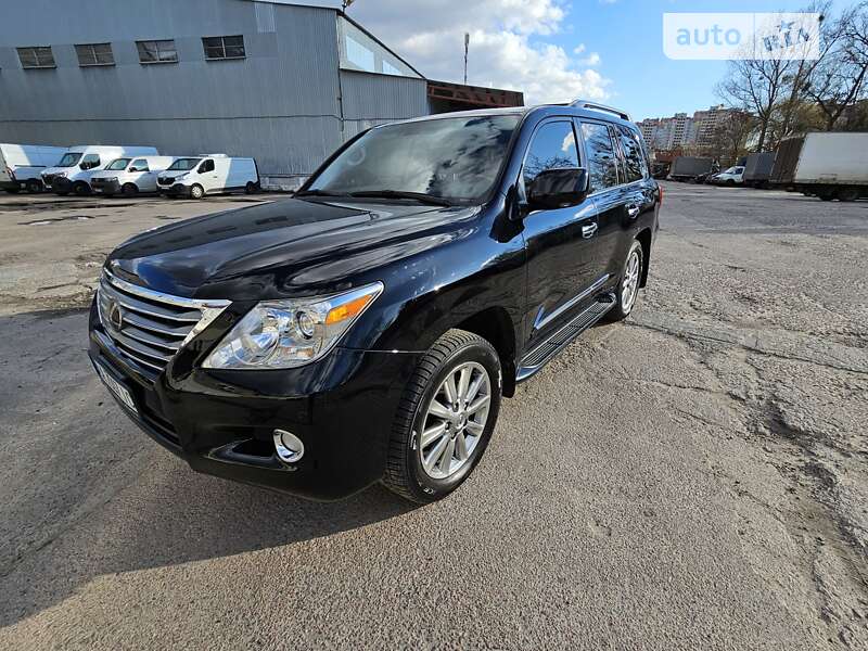 2011 lexus lx