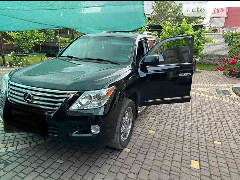 2011 lexus lx