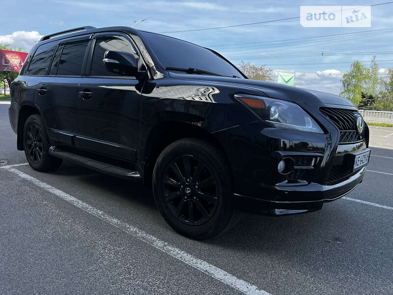 2011 lexus lx 570