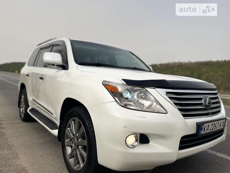 2010 lexus lx 570