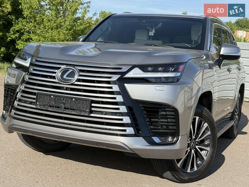 2022 lexus lx 500d