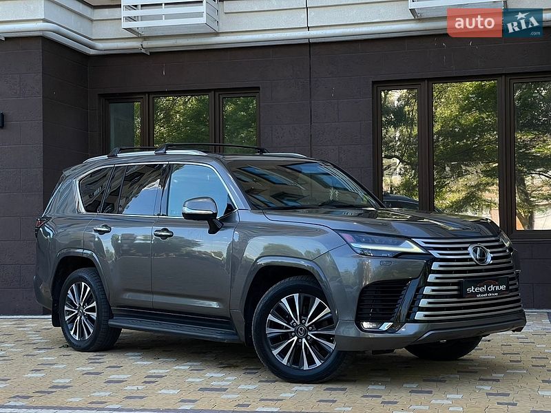 2022 lexus lx 500d