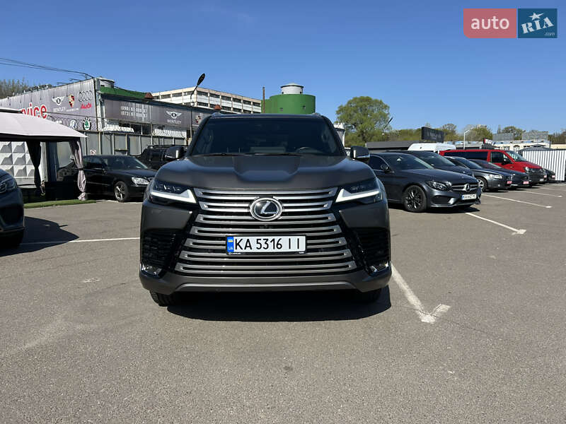 2022 lexus lx 500d