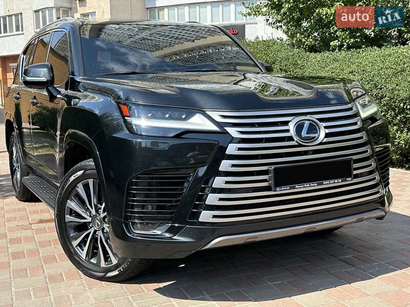 2022 lexus lx 500d