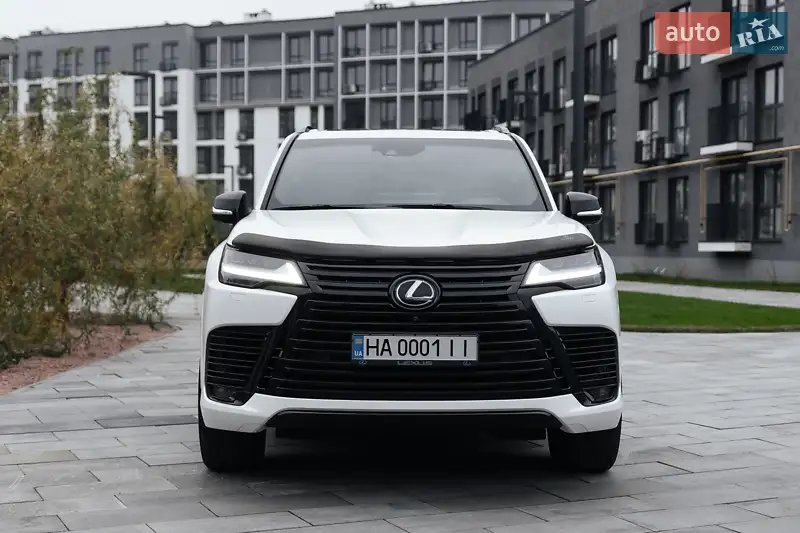 2022 lexus lx 500d