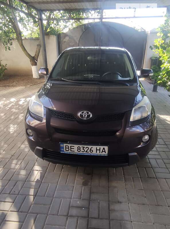 2009 toyota urban cruiser