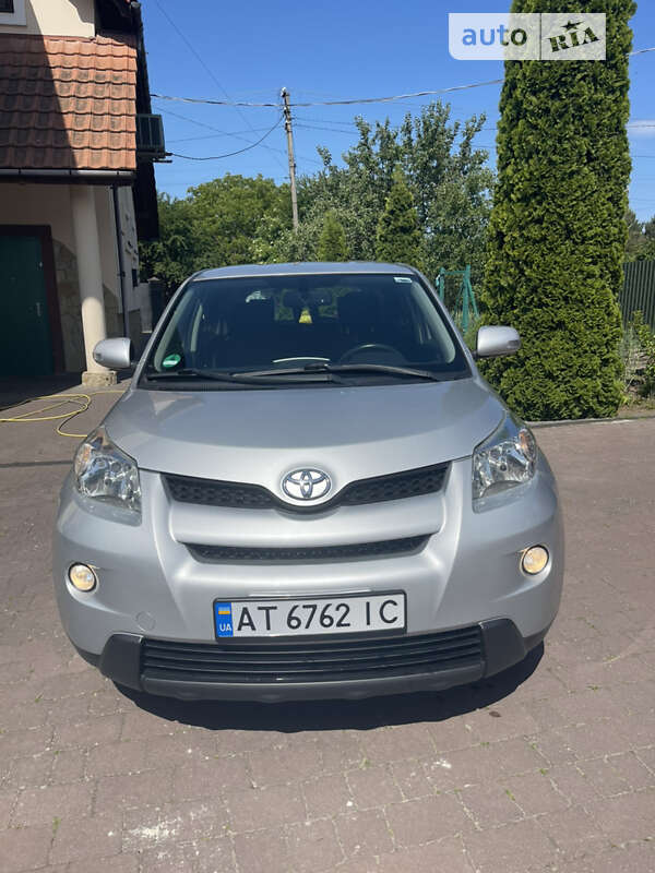 2009 toyota urban cruiser