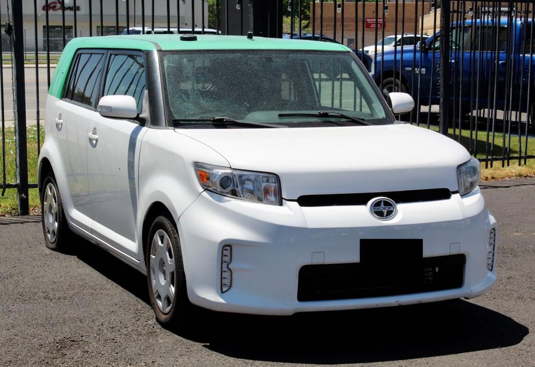 2013 toyota scion xb
