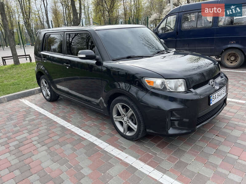 2012 scion xb