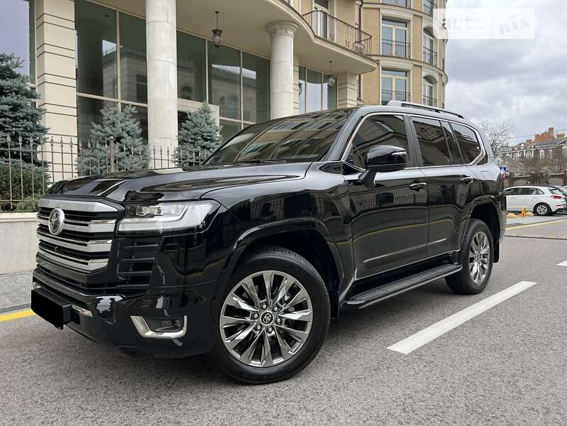 2021 toyota land cruiser