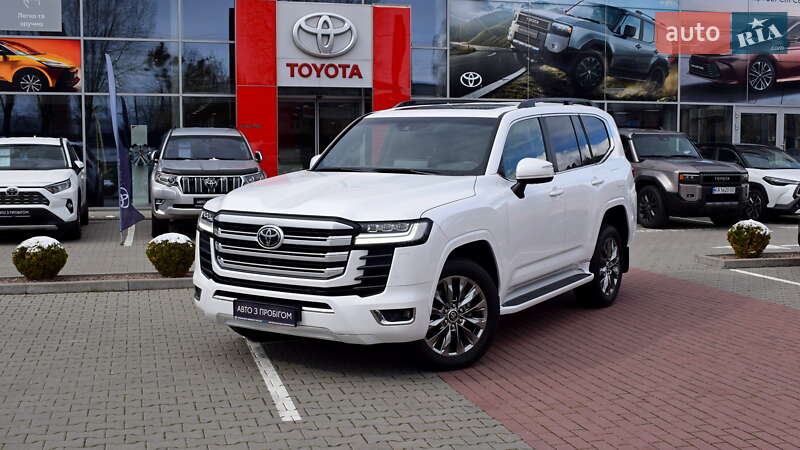 2023 toyota land cruiser