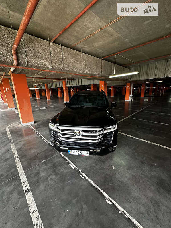 2023 toyota land cruiser