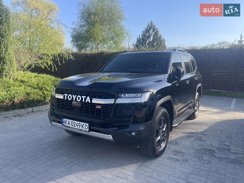 2022 toyota land cruiser
