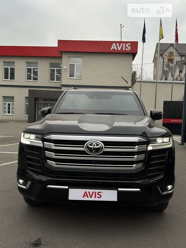 2023 toyota land cruiser