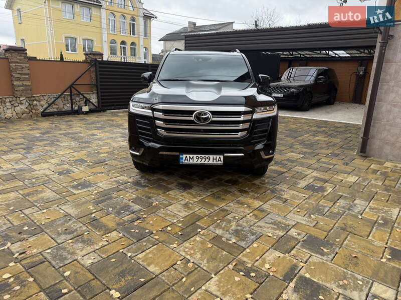 2023 toyota land cruiser