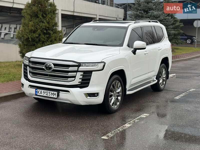 2022 toyota land cruiser