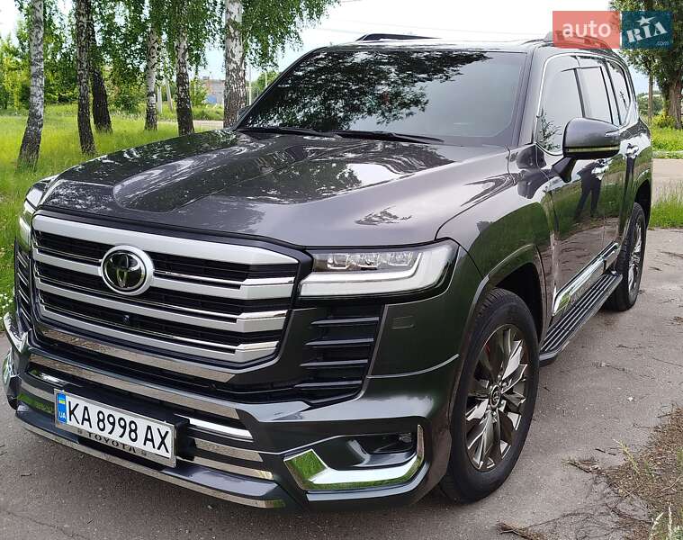 2022 toyota land cruiser