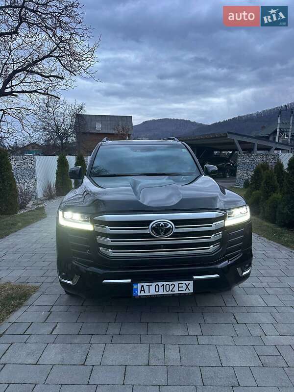 2022 toyota land cruiser