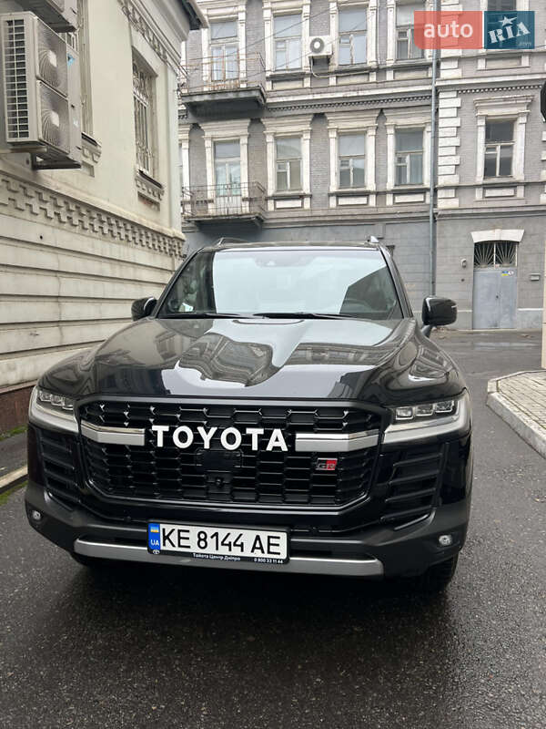 2023 toyota land cruiser