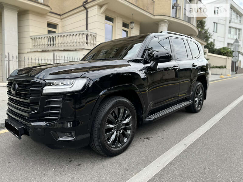 2022 toyota land cruiser