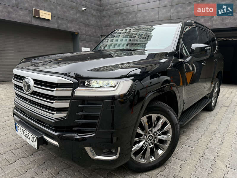 2023 toyota land cruiser