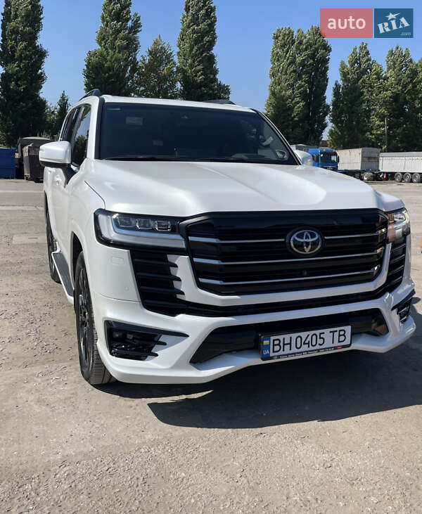 2021 toyota land cruiser