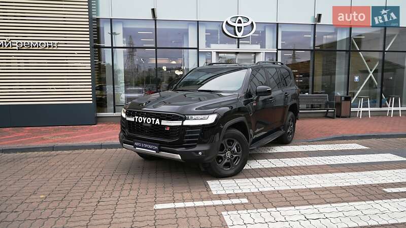 2021 toyota land cruiser