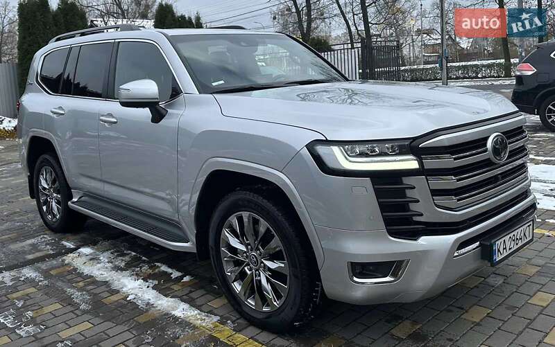 2022 toyota land cruiser