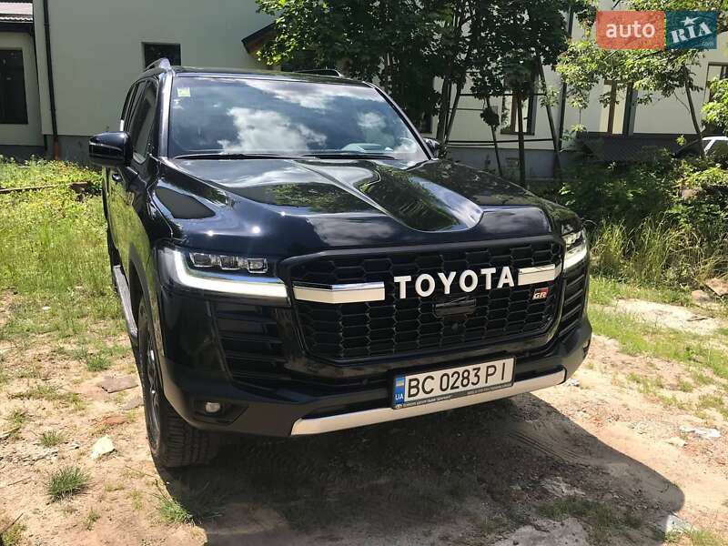 2023 toyota land cruiser