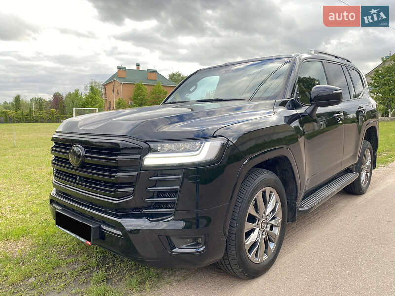 2023 toyota land cruiser