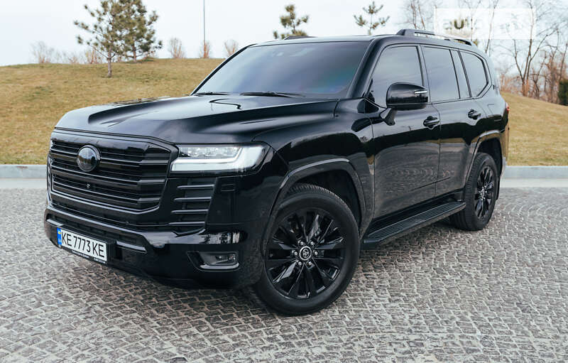 2022 toyota land cruiser