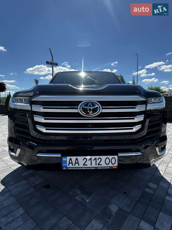 2023 toyota land cruiser