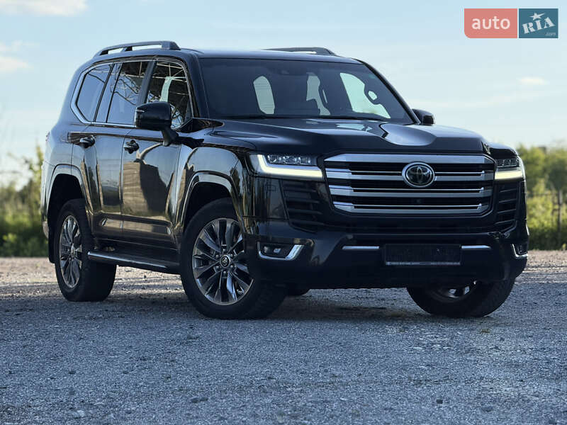 2023 toyota land cruiser