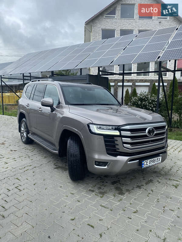 2023 toyota land cruiser