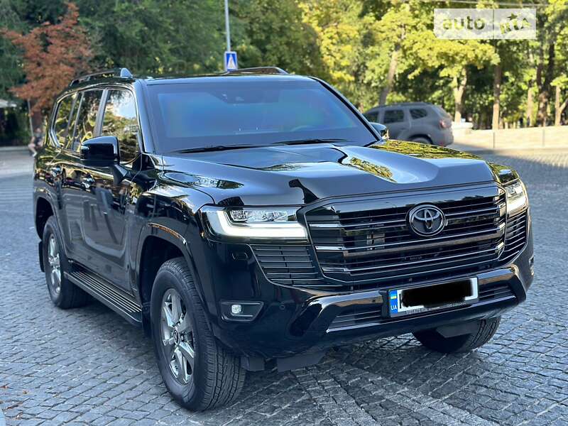 2022 toyota land cruiser