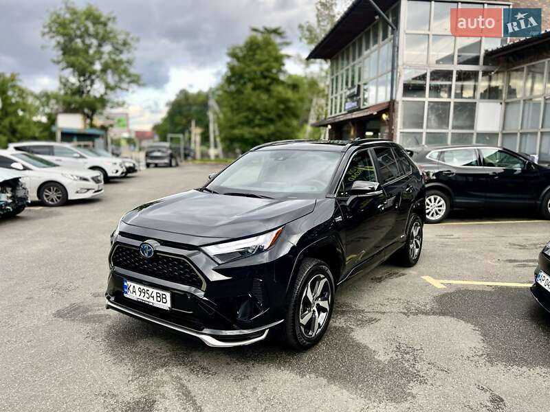 2023 toyota rav4