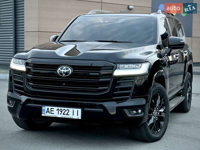 2021 toyota land cruiser