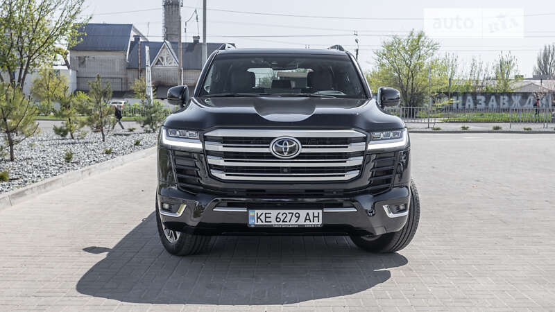 2021 toyota land-cruiser