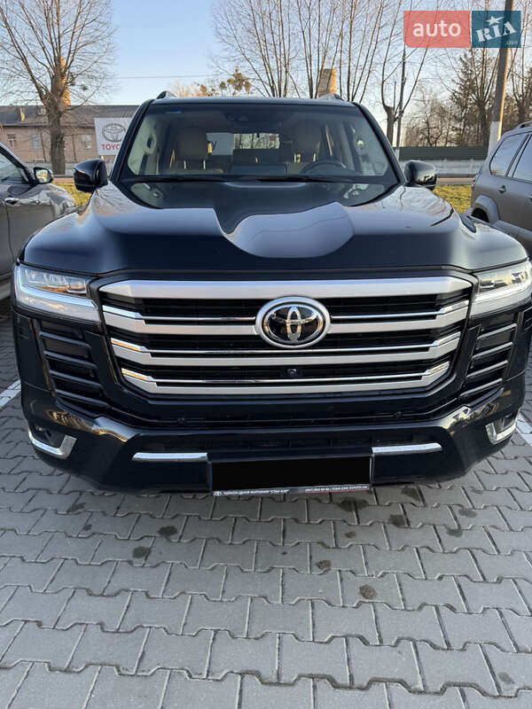 2021 toyota land cruiser