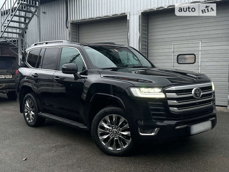 2021 toyota land cruiser