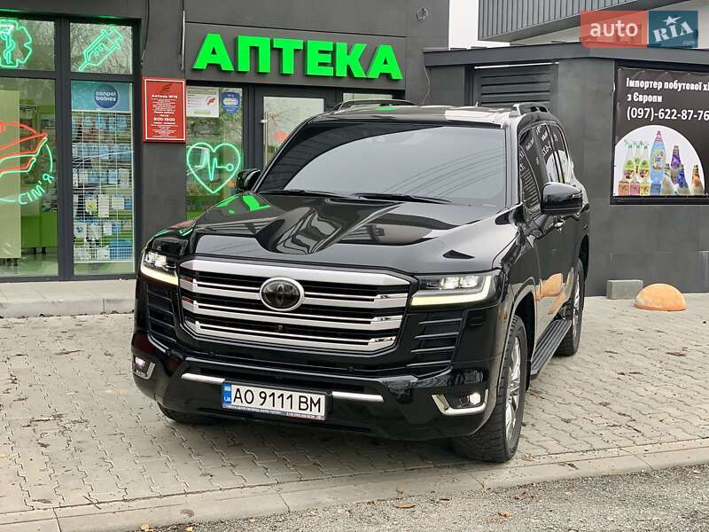 2021 toyota land cruiser