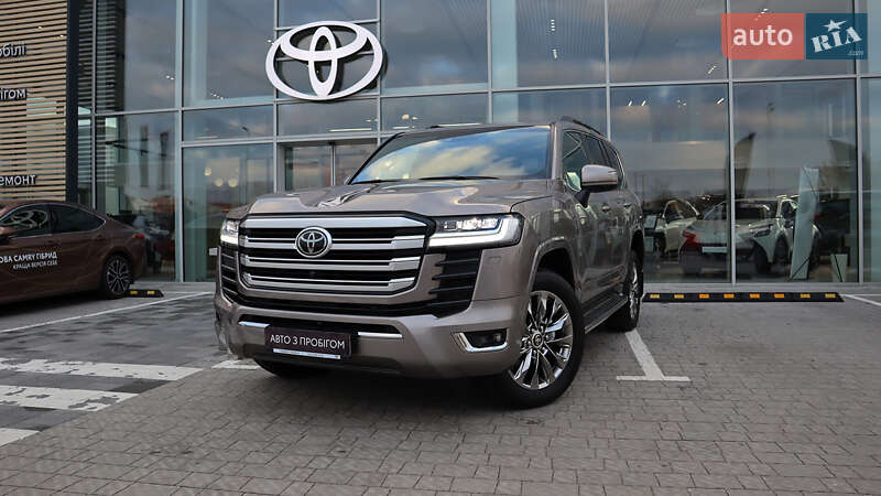 2023 toyota land cruiser