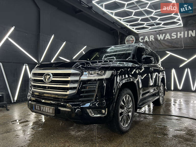 2021 toyota land cruiser