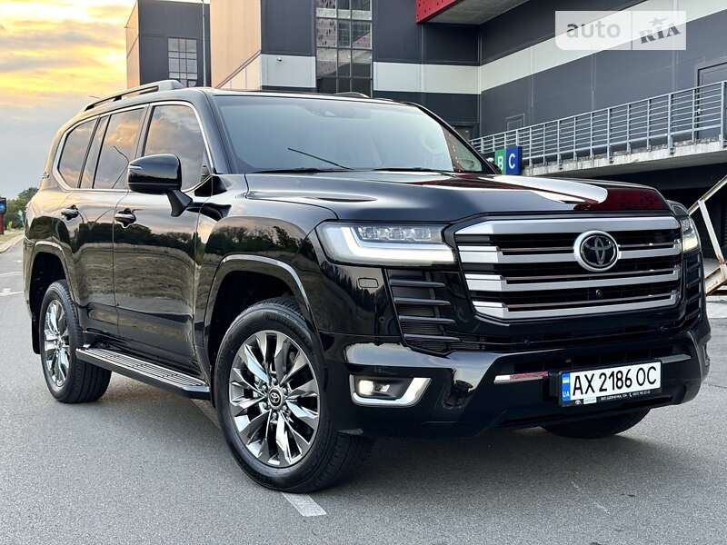 2021 toyota land cruiser