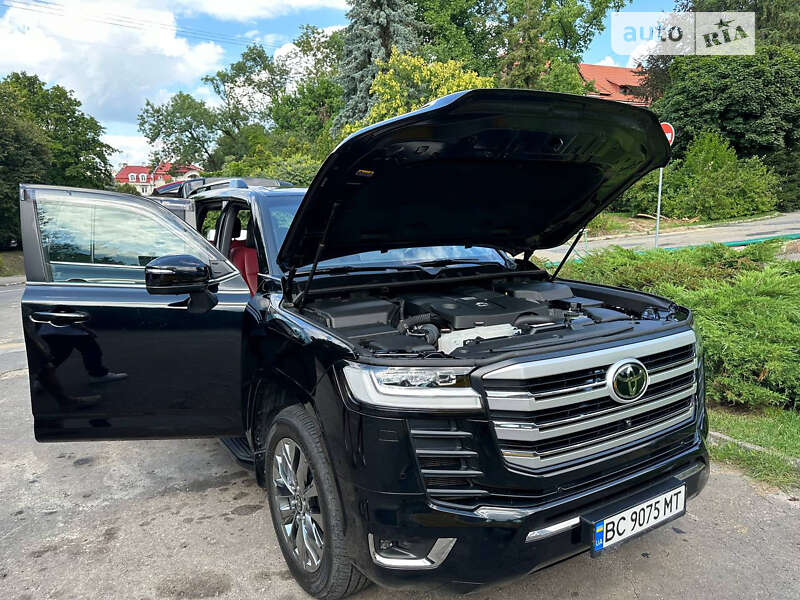 2021 toyota land cruiser